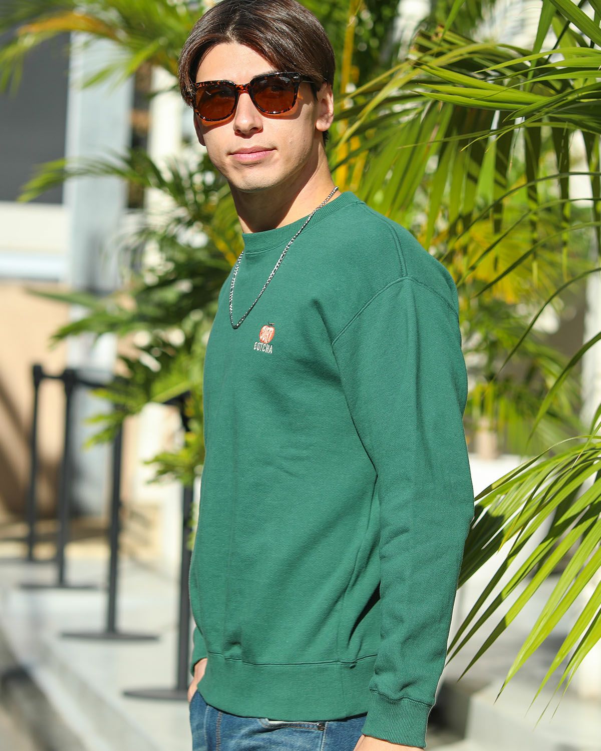 グリーン：180cm/70kg(Lサイズ着用)