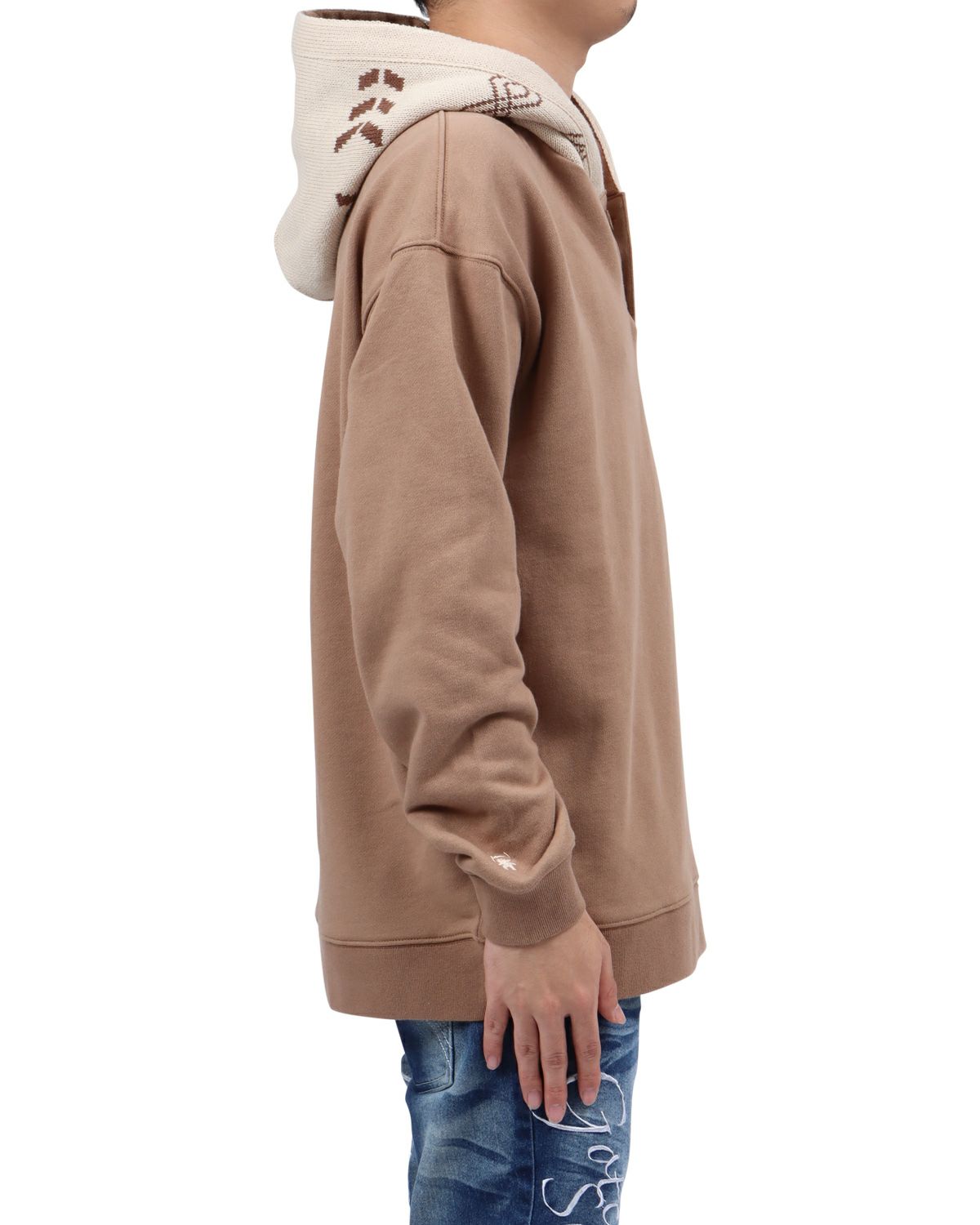 ベージュ：173cm63kg(Lサイズ着用)