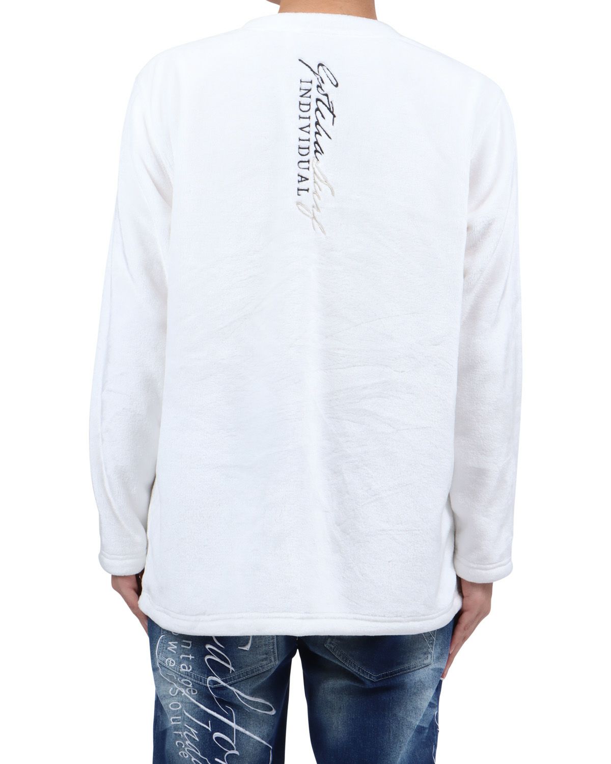 ホワイト：173cm63kg(Lサイズ着用)