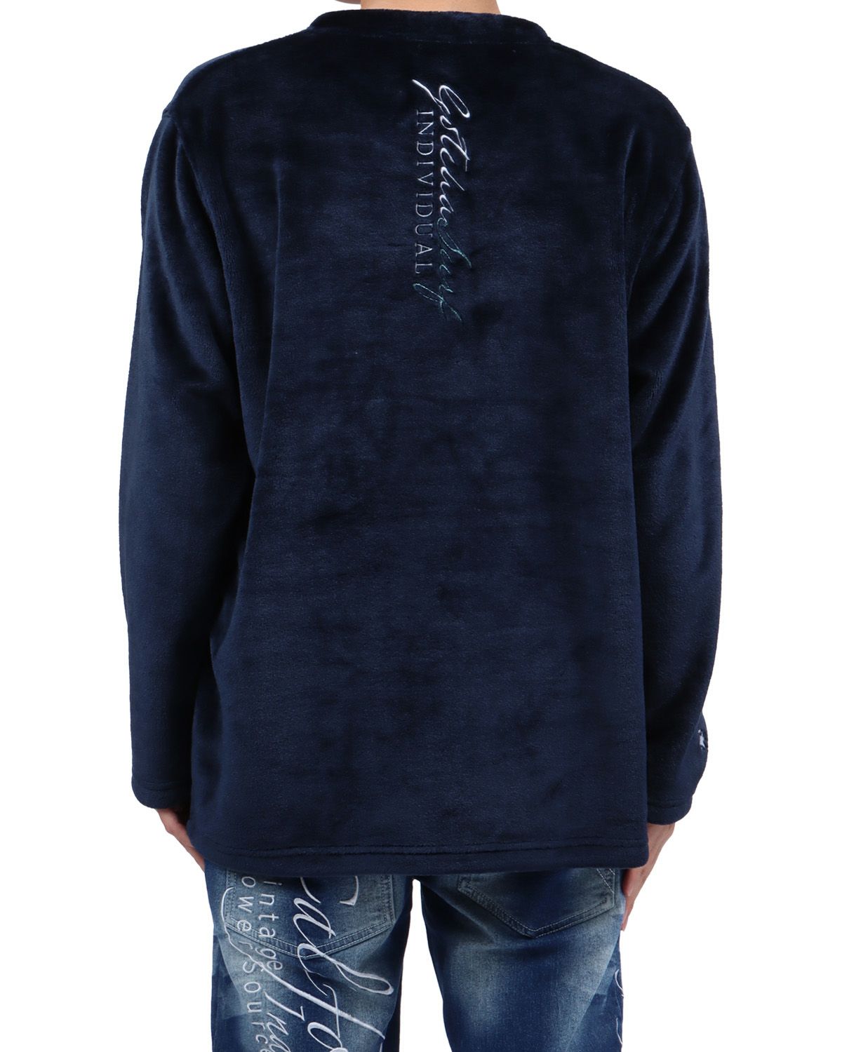 ネイビー：173cm63kg(Lサイズ着用)