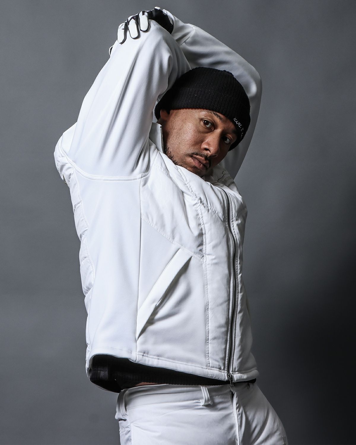 ホワイト：183cm(XLサイズ着用)