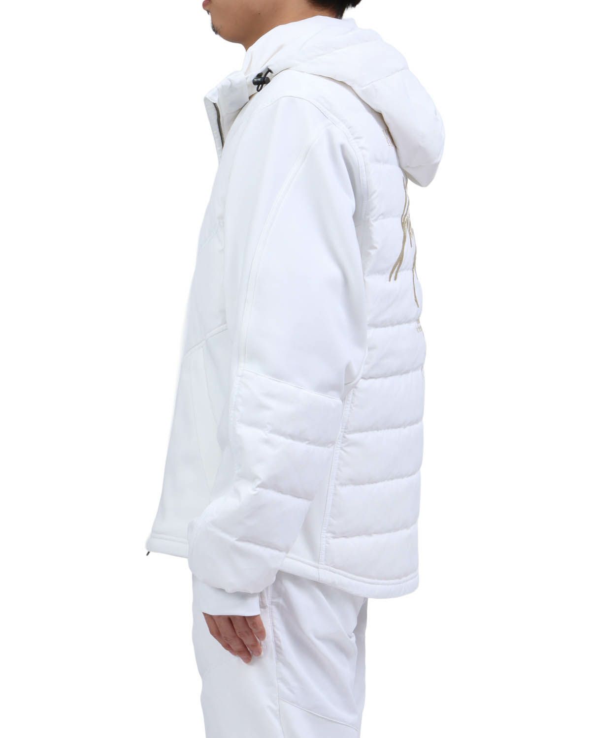 ホワイト：173cm63kg(Lサイズ着用)