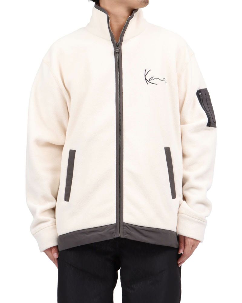 オフホワイト：173cm63kg(Lサイズ着用)