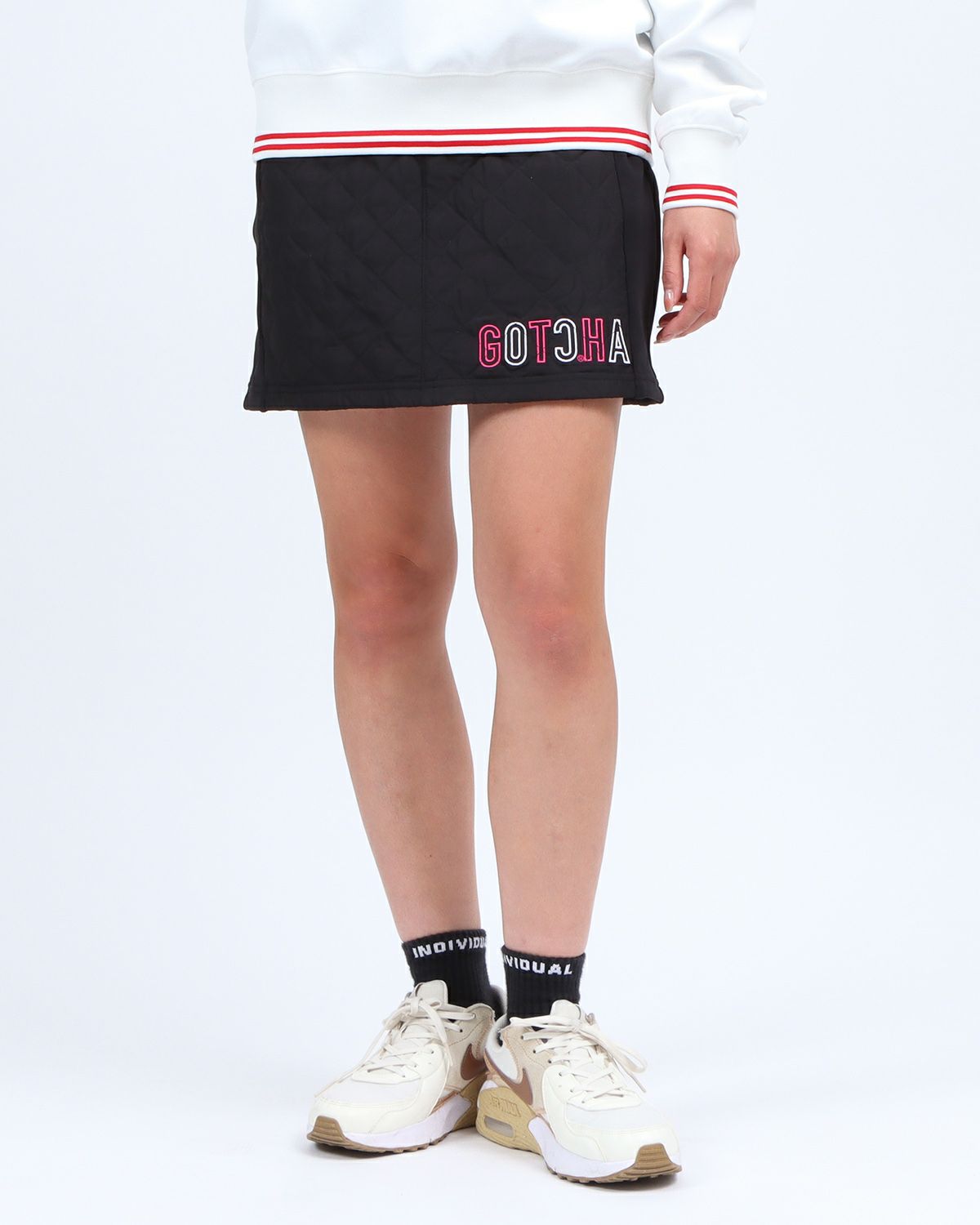 ブラック：161cm(Sサイズ着用)