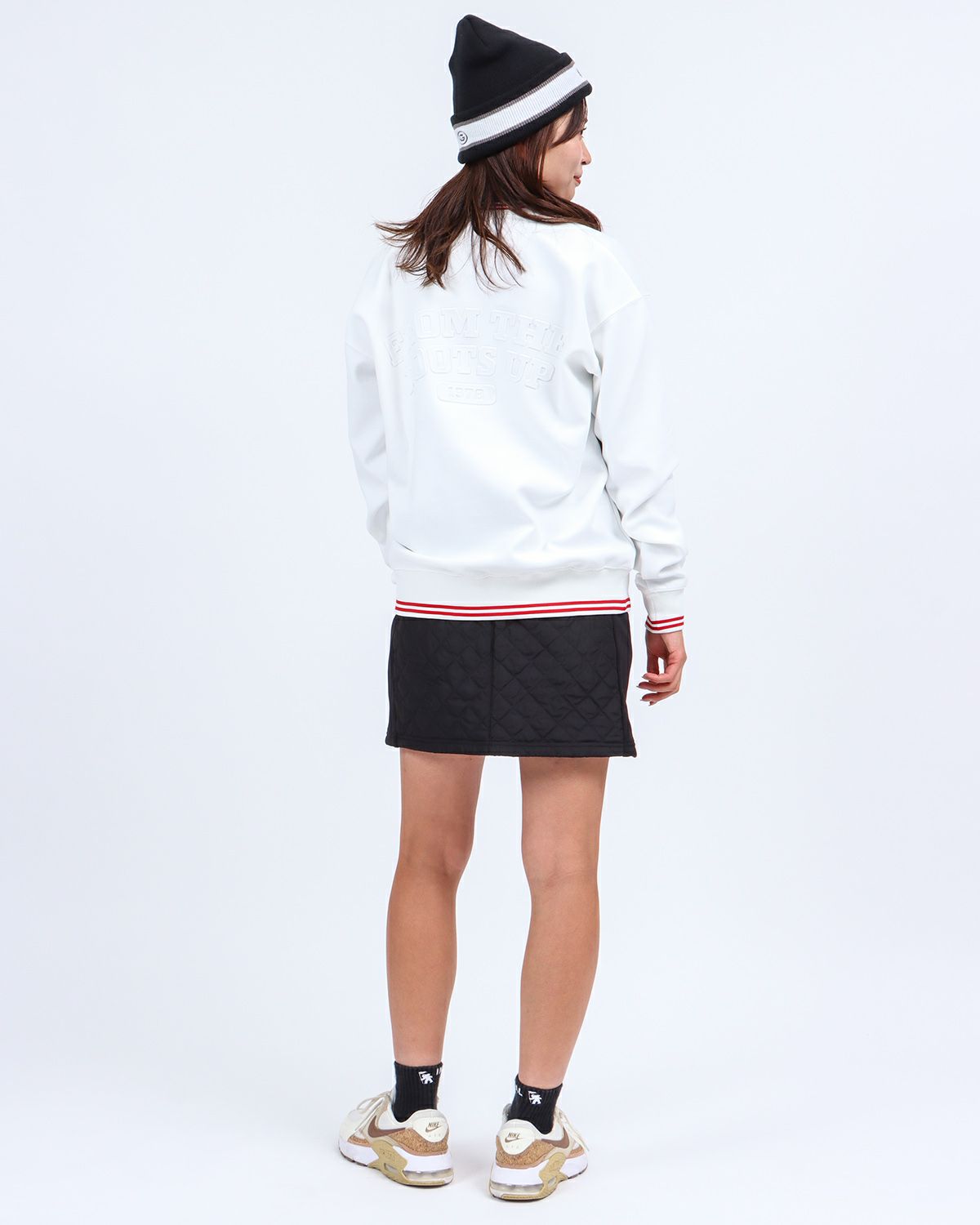 ブラック：161cm(Sサイズ着用)