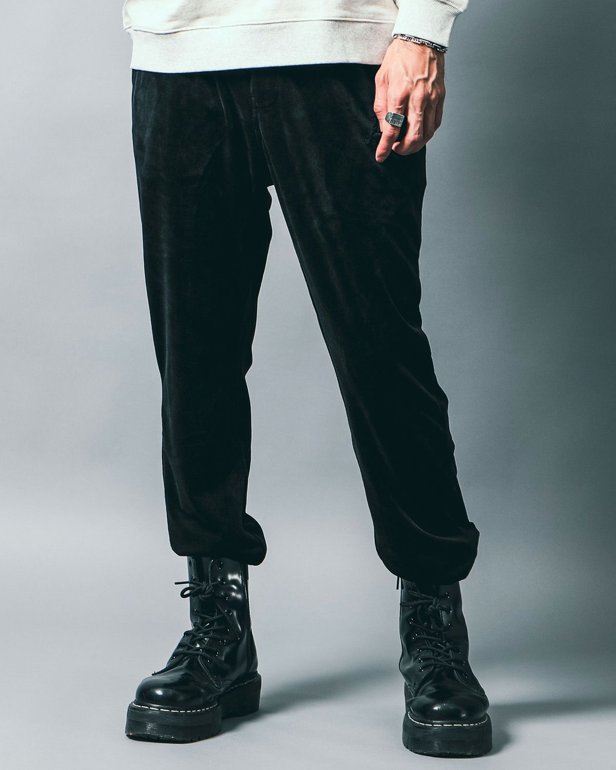 ブラック:183cm(Lサイズ着用)