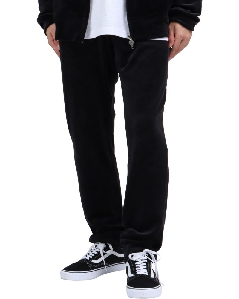 ブラック：173cm63kg(Lサイズ着用)