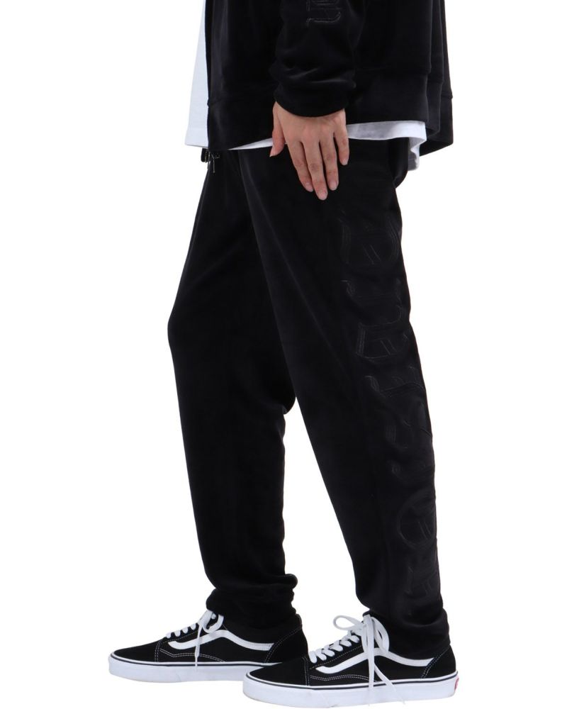 ブラック：173cm63kg(Lサイズ着用)