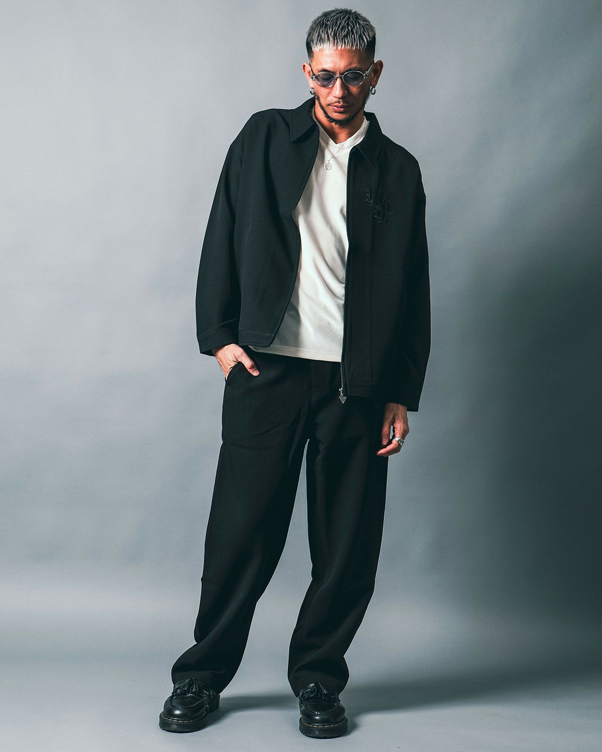 ブラック:183cm(Lサイズ着用)