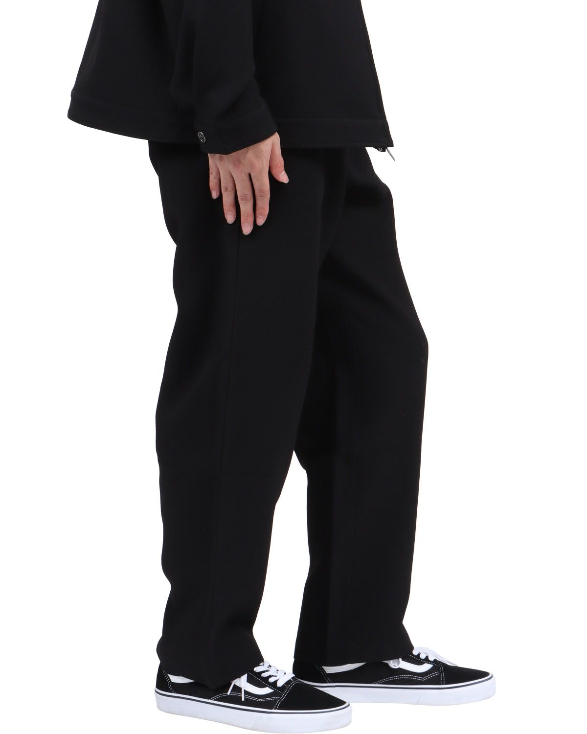 その他：173cm63kg(Mサイズ着用)