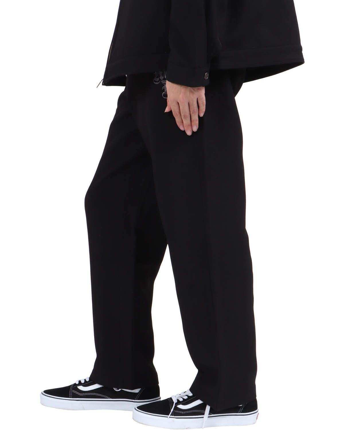 その他：173cm63kg(Mサイズ着用)