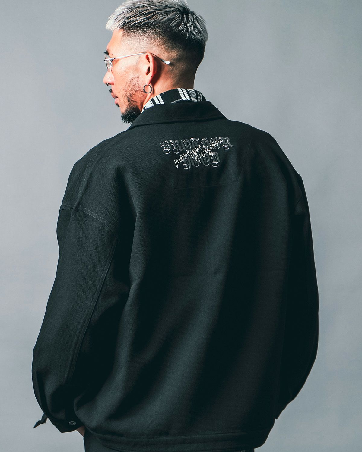 その他:183cm(XLサイズ着用)