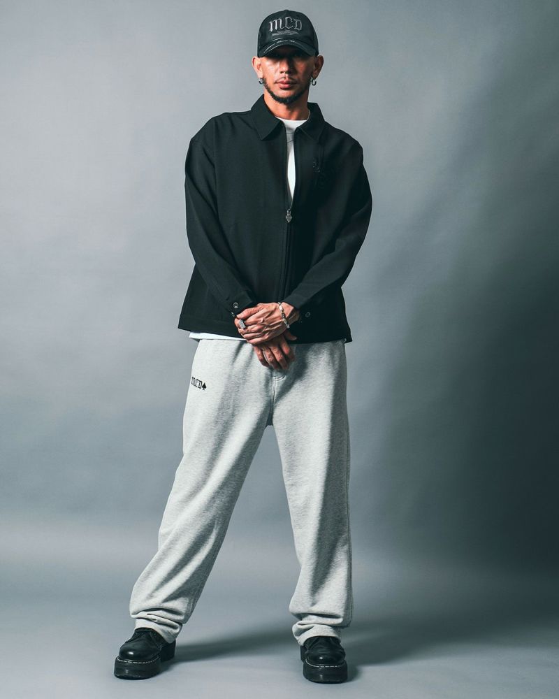 ブラック:183cm(Lサイズ着用)