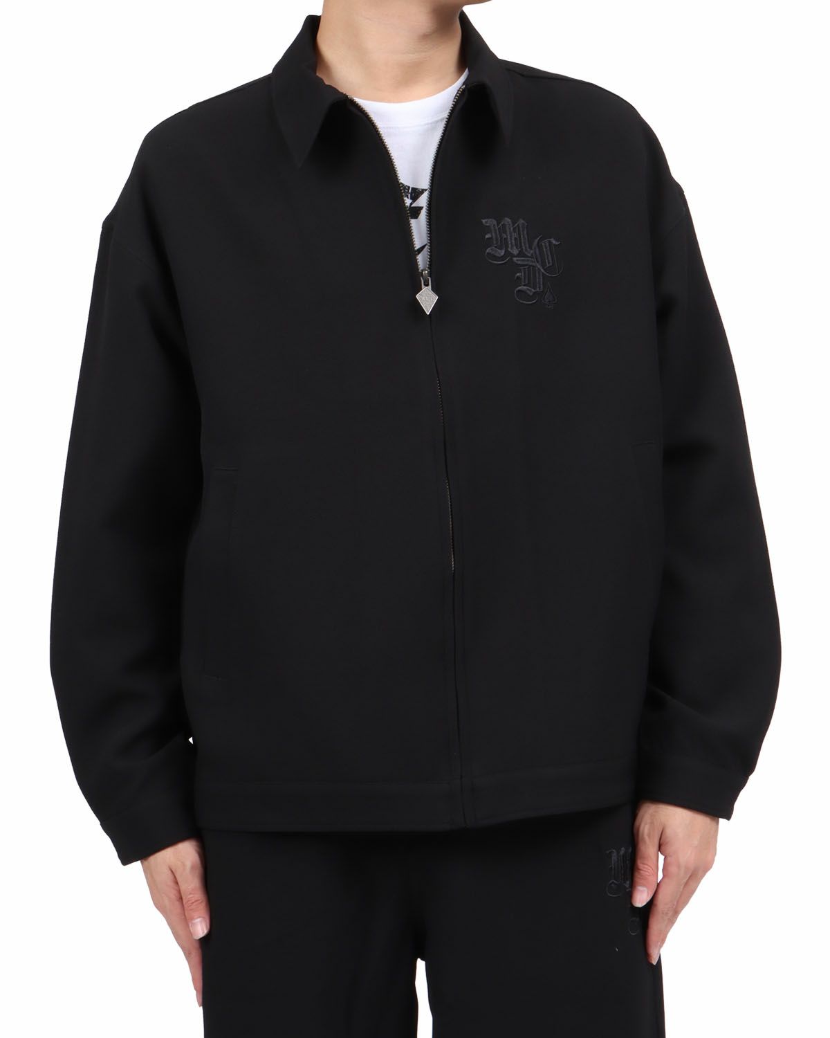 ブラック：173cm63kg(Lサイズ着用)