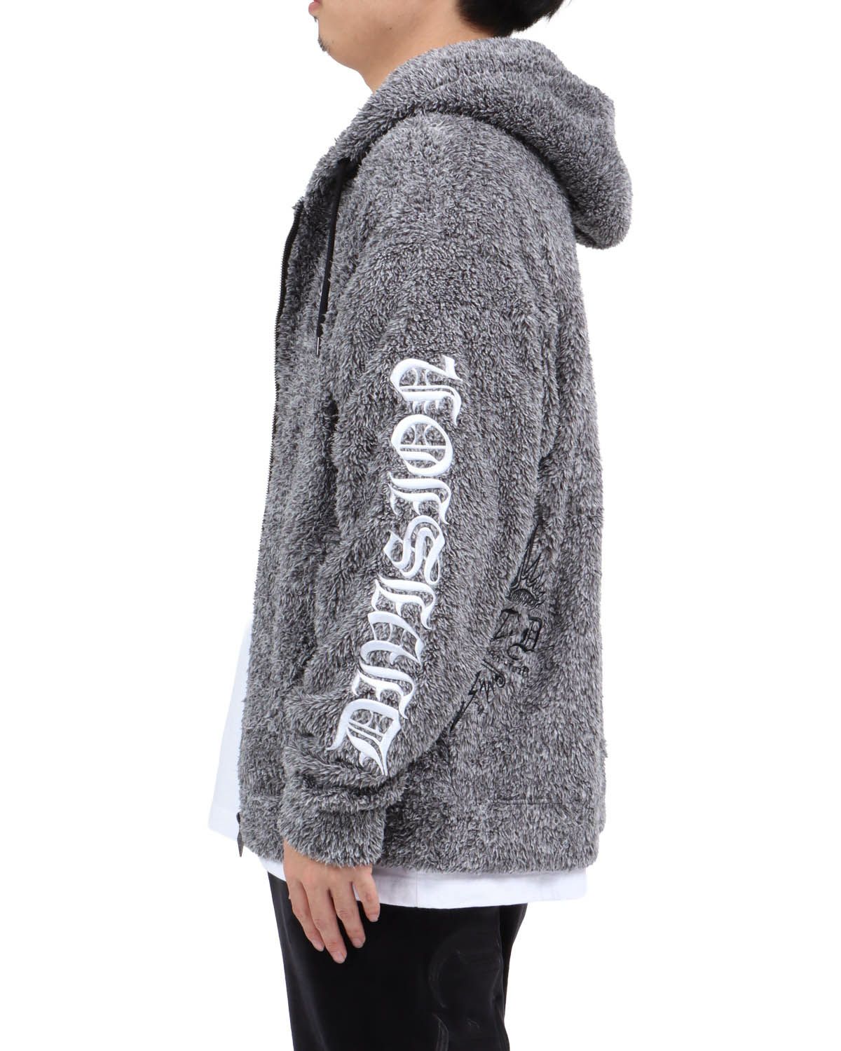 ブラック：173cm63kg(Lサイズ着用)