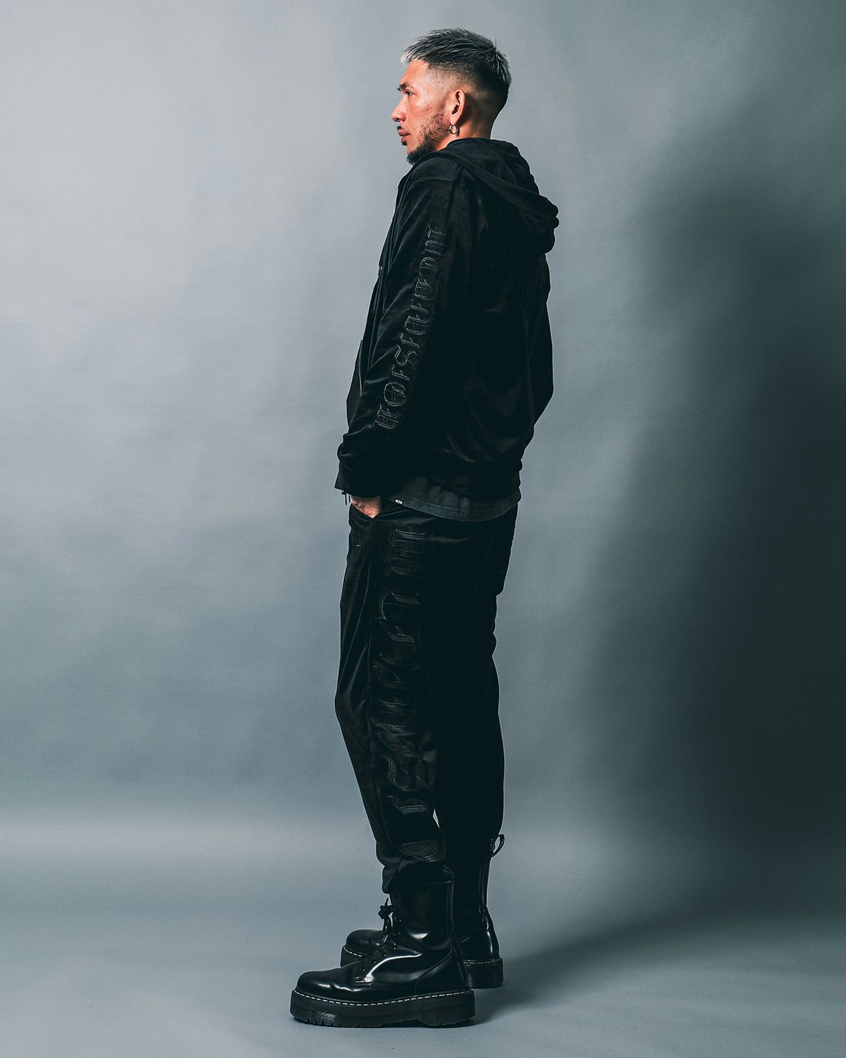 ブラック:183cm(Lサイズ着用)