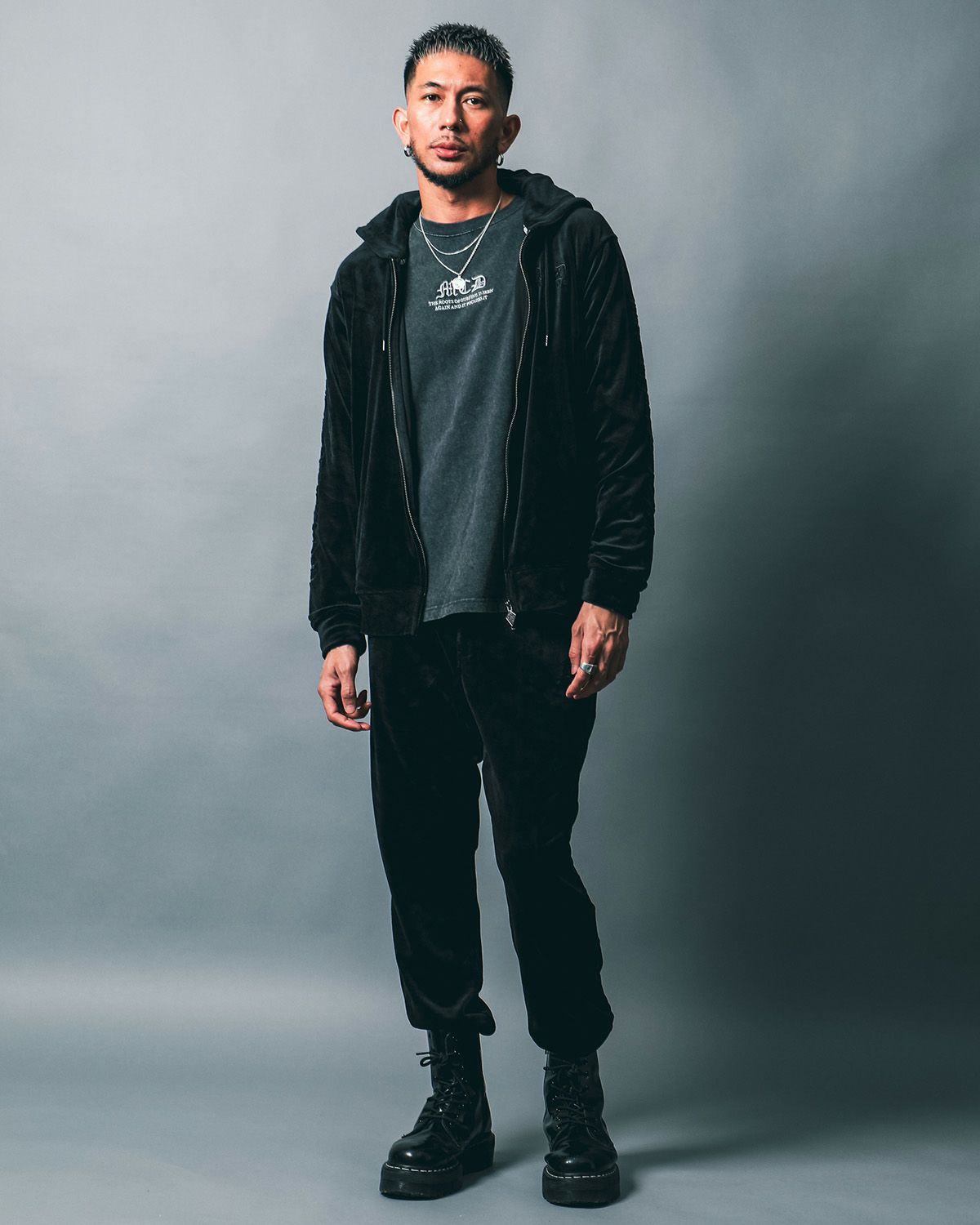 ブラック:183cm(Lサイズ着用)