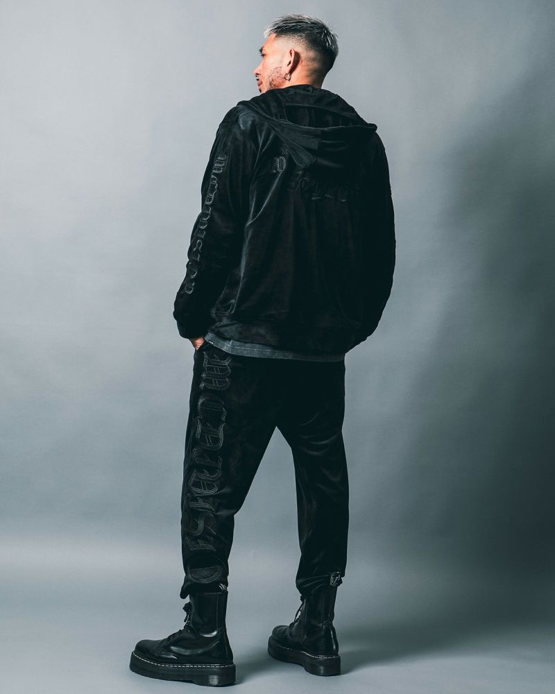 ブラック:183cm(Lサイズ着用)