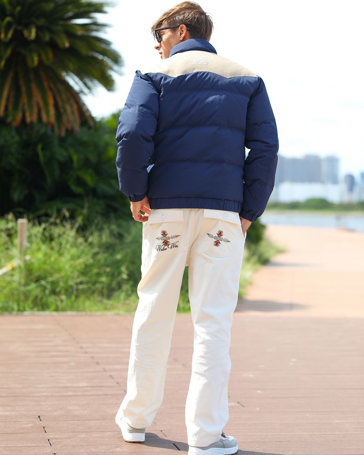 ネイビー：183cm/70kg(Lサイズ着用)