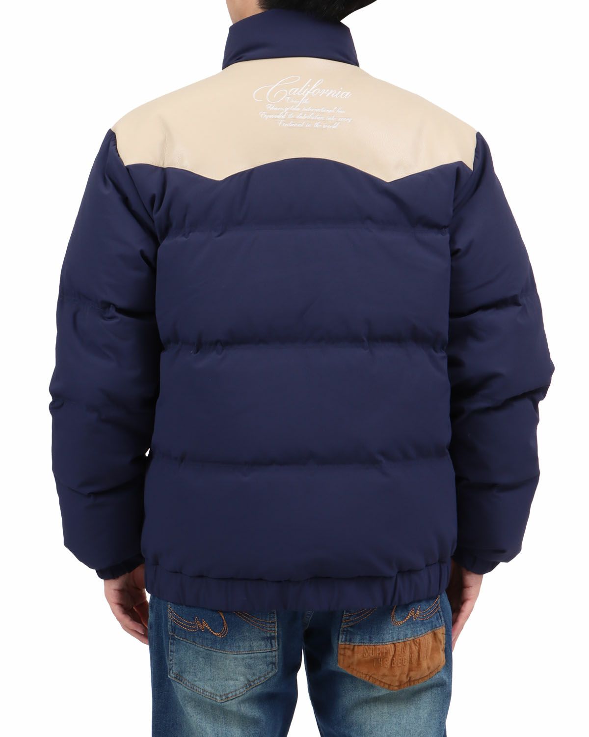 ネイビー：173cm63kg(Lサイズ着用)