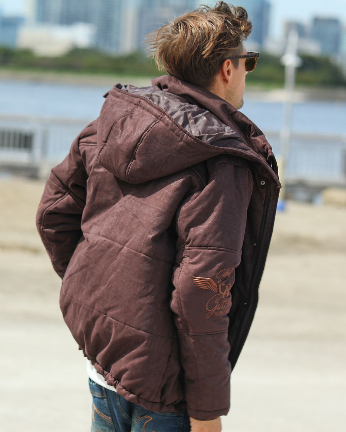 チョコレート：183cm/70kg(Lサイズ着用)