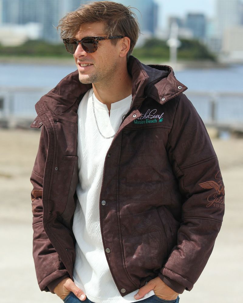 チョコレート：183cm/70kg(Lサイズ着用)