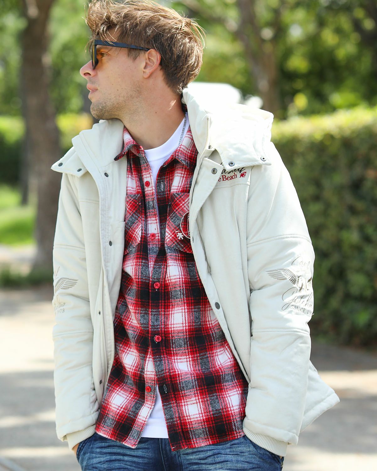 オフホワイト：183cm/70kg(Lサイズ着用)