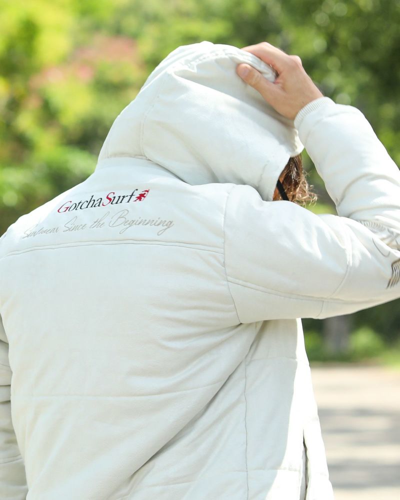 オフホワイト：183cm/70kg(Lサイズ着用)