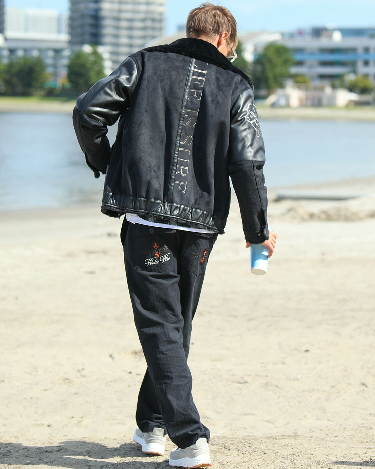 ブラック：183cm/70kg(Lサイズ着用)