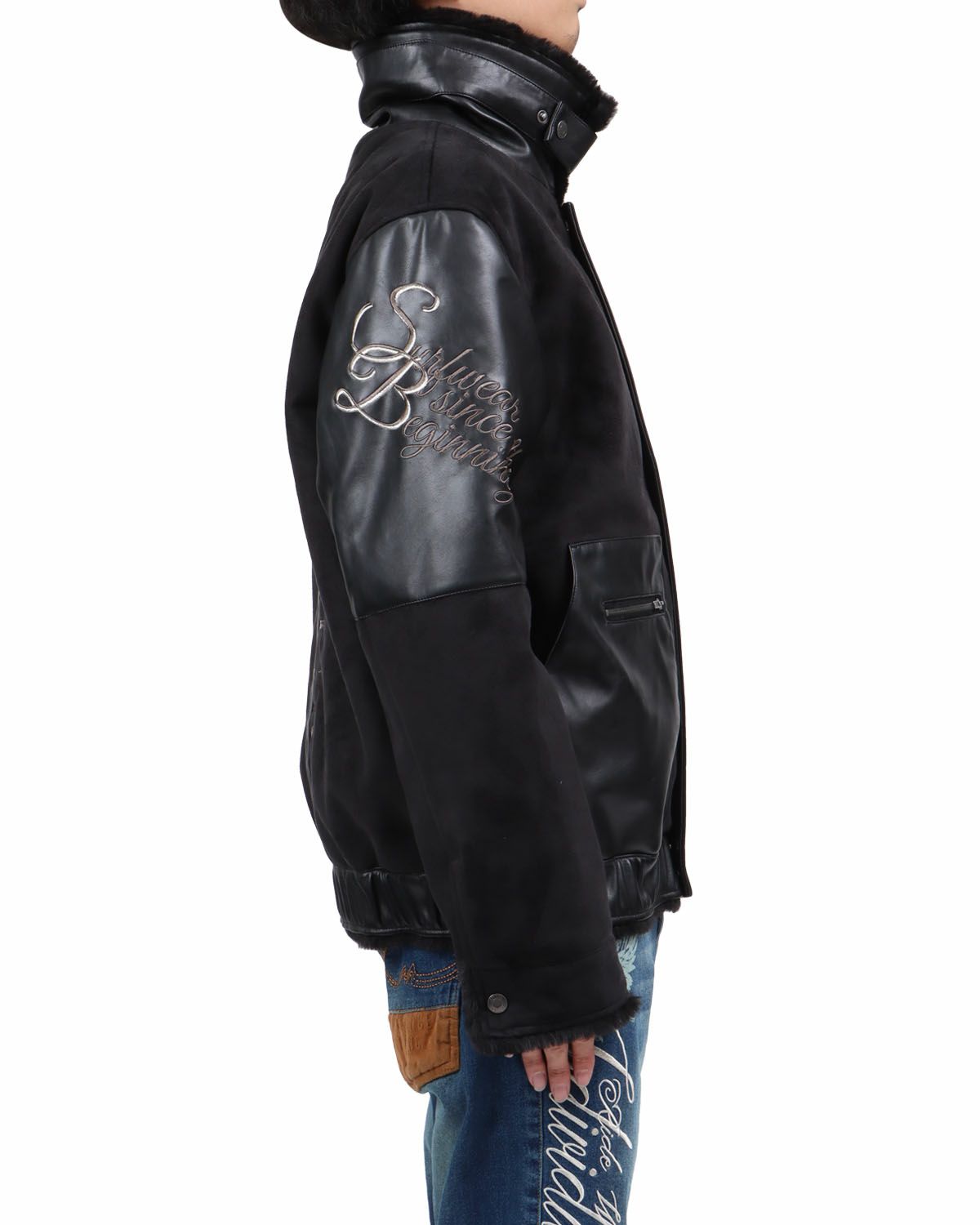 ブラック：173cm63kg(Lサイズ着用)