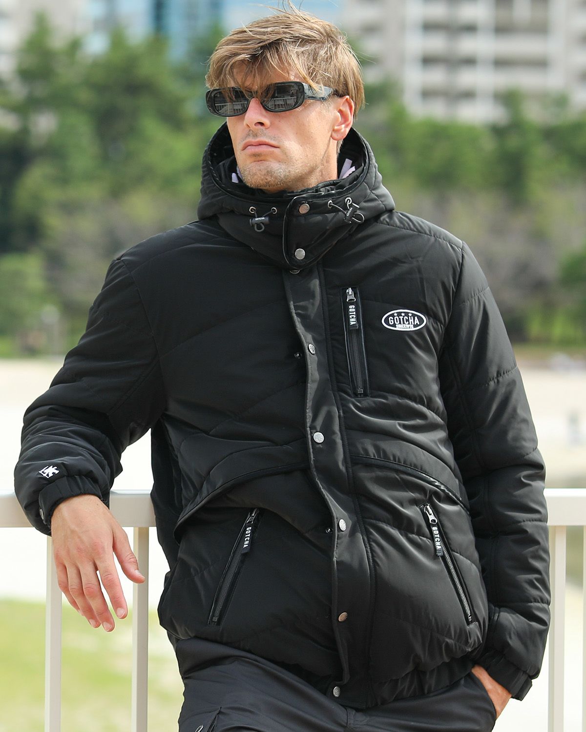 ブラック：183cm/70kg(Lサイズ着用)