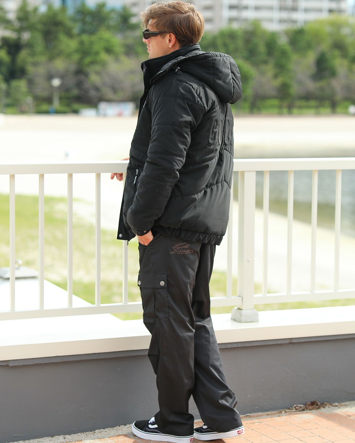 ブラック：183cm/70kg(Lサイズ着用)