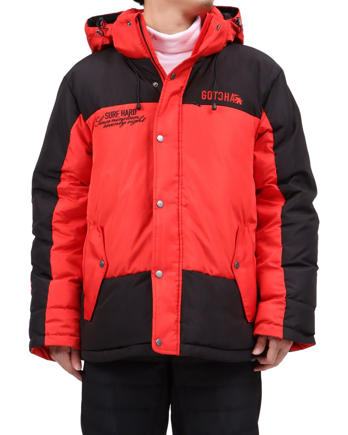 レッド：173cm63kg(Lサイズ着用)