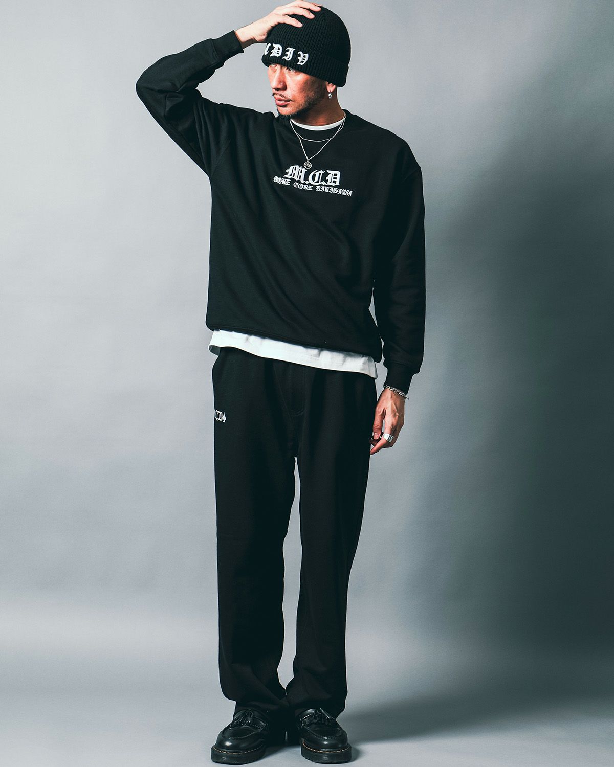 ブラック:183cm(Lサイズ着用)