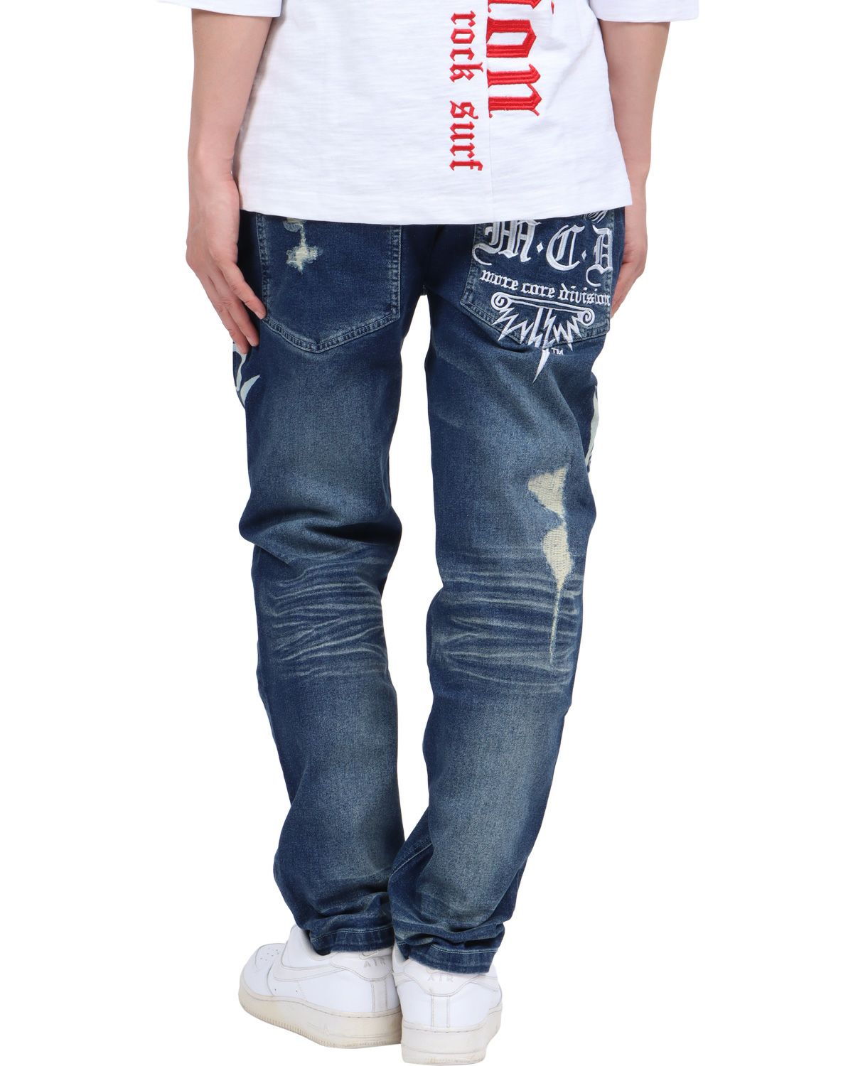 インディゴ：174cm62kg(Lサイズ着用)