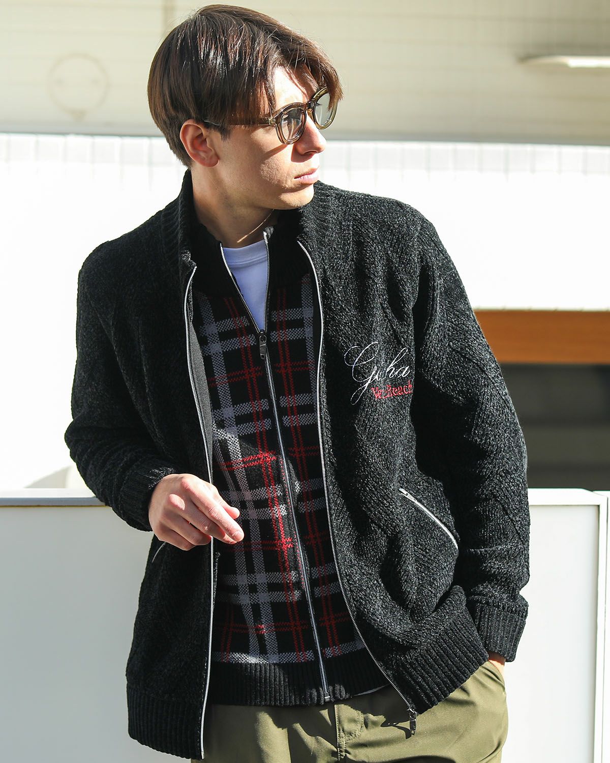 ブラック：180cm/70kg(Lサイズ着用)