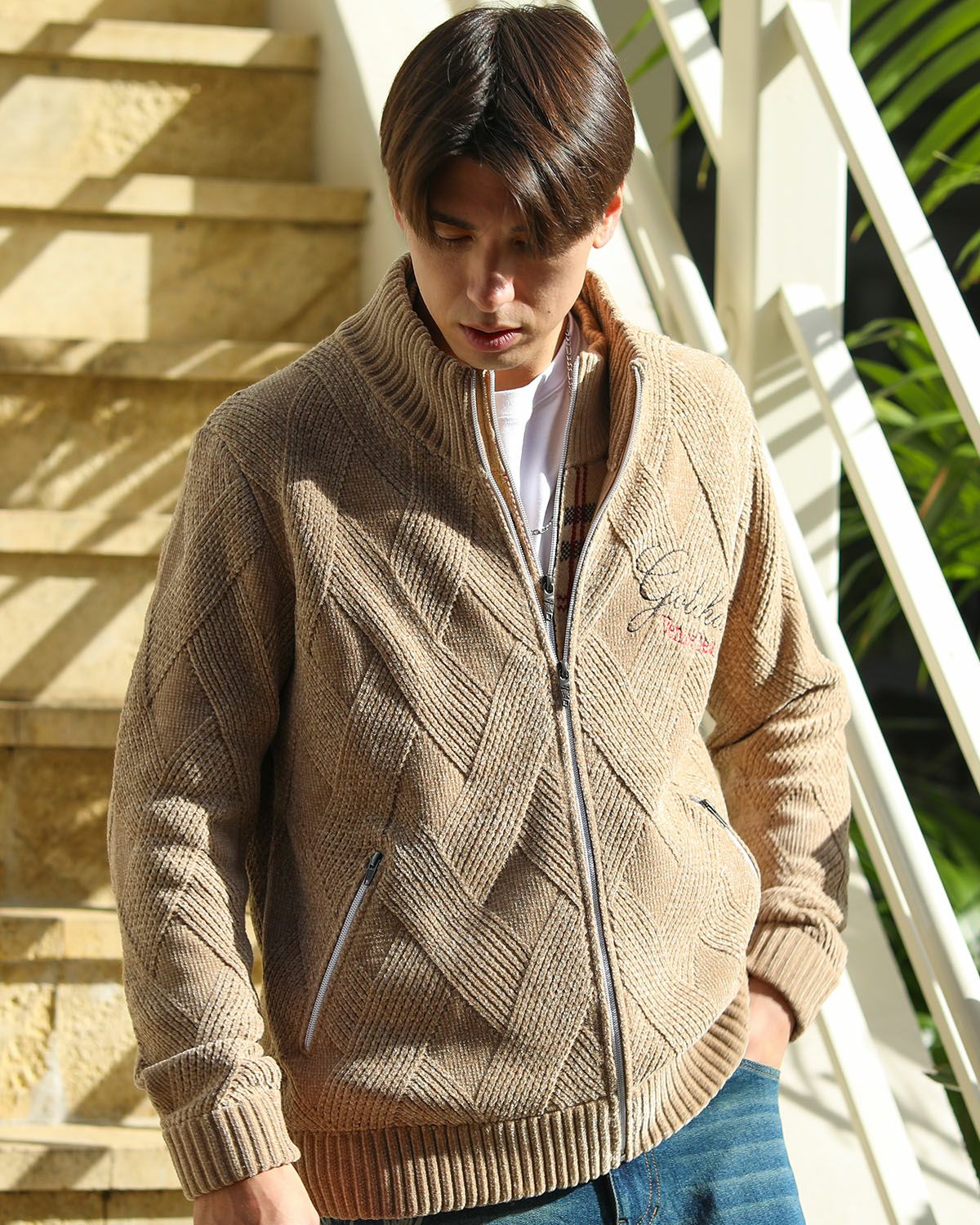 ベージュ：180cm/70kg(Lサイズ着用)