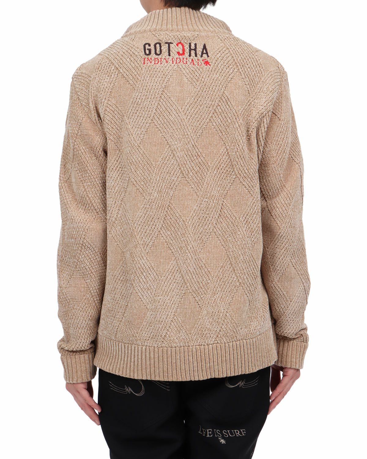 ベージュ：174cm62kg(Lサイズ着用)