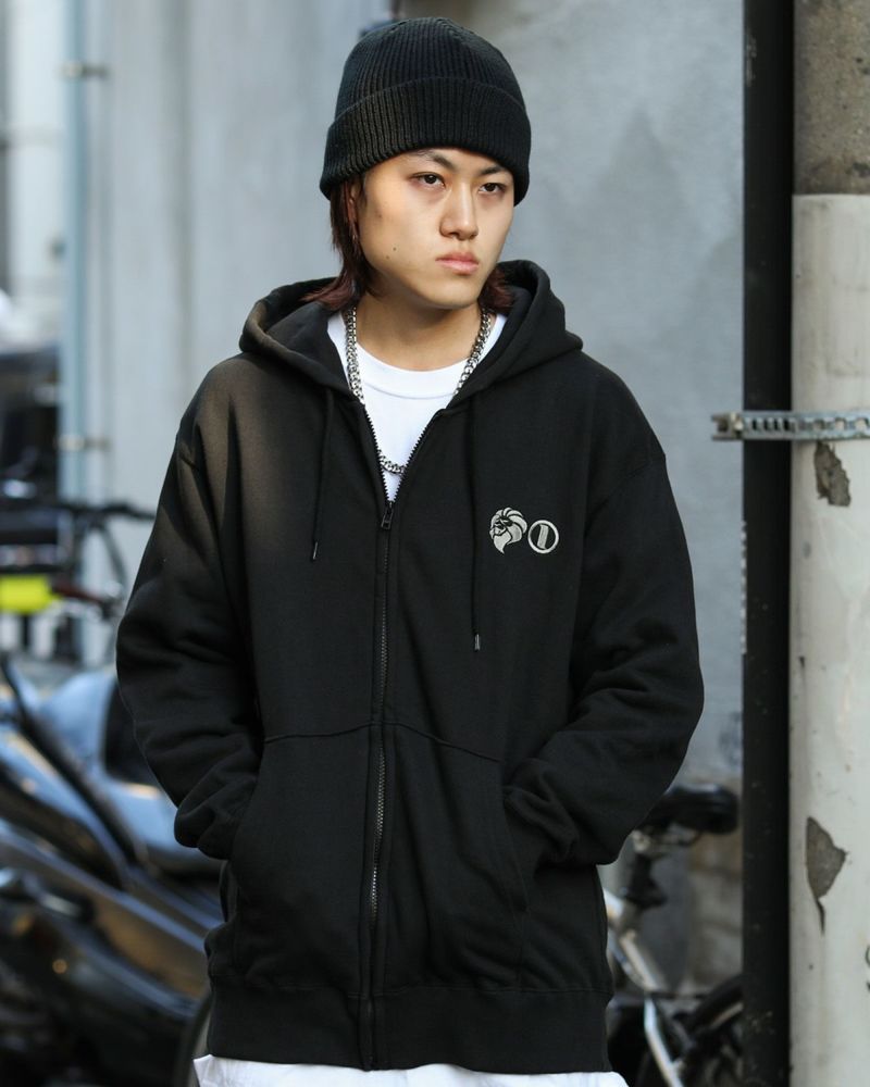 ブラック：168cm/55kg(Lサイズ着用)