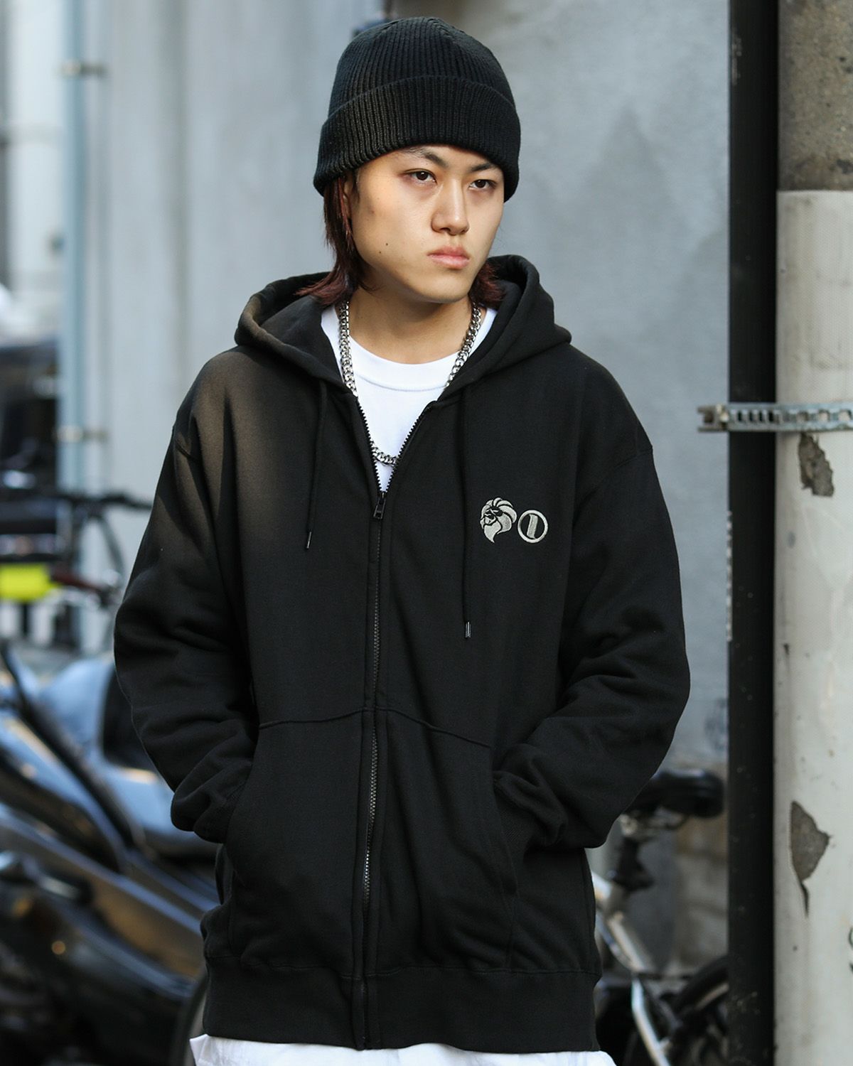 ブラック：168cm/55kg(Lサイズ着用)