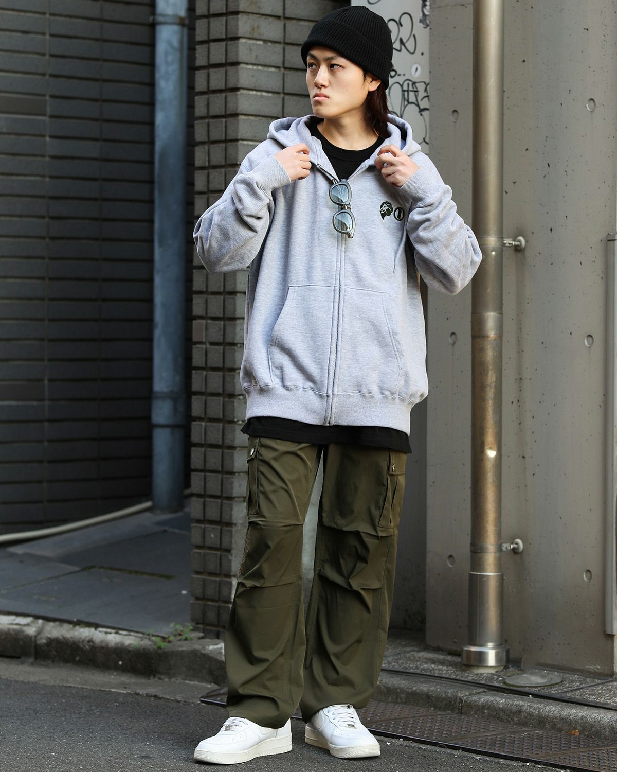 杢グレー：168cm/55kg(Lサイズ着用)