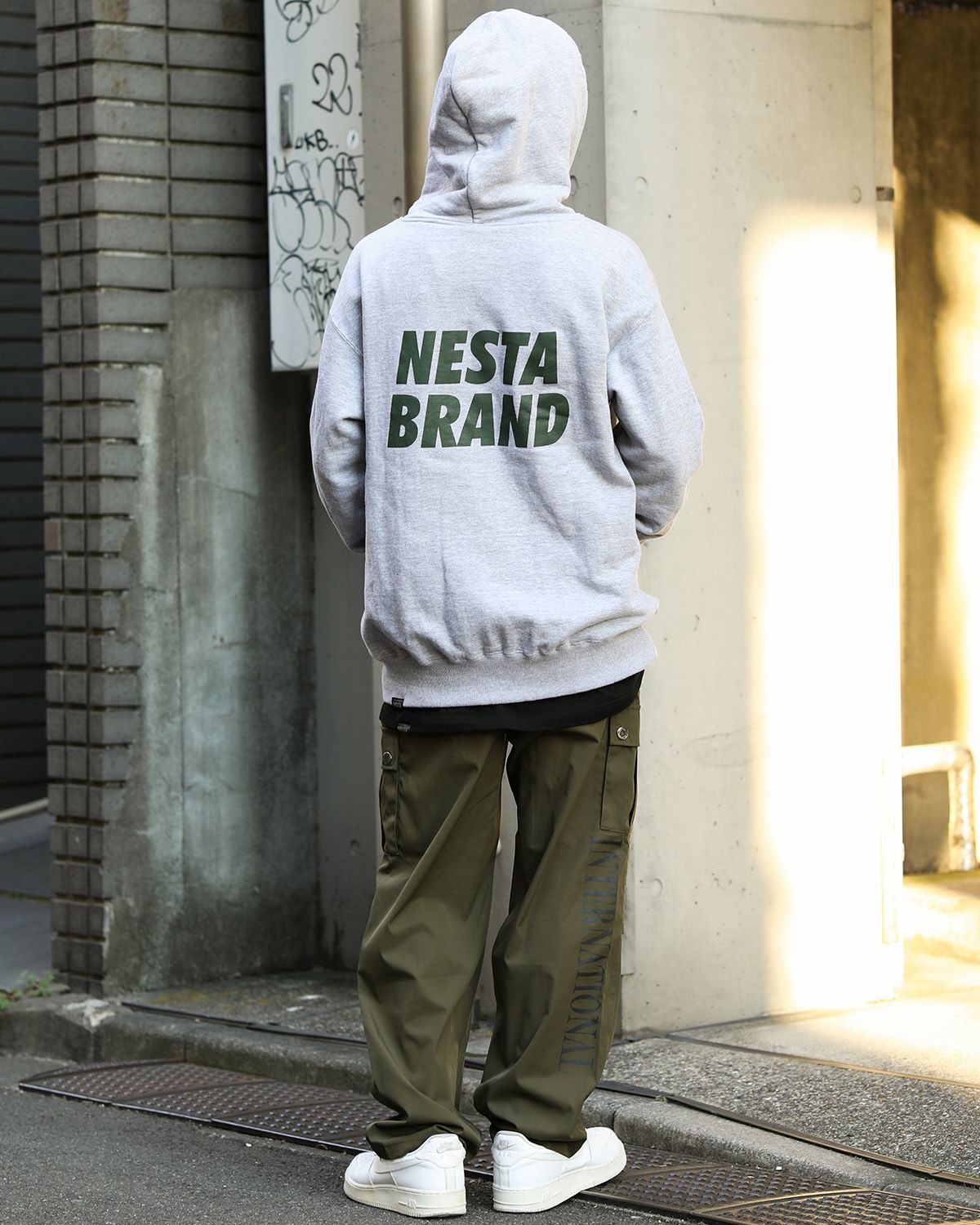 杢グレー：168cm/55kg(Lサイズ着用)