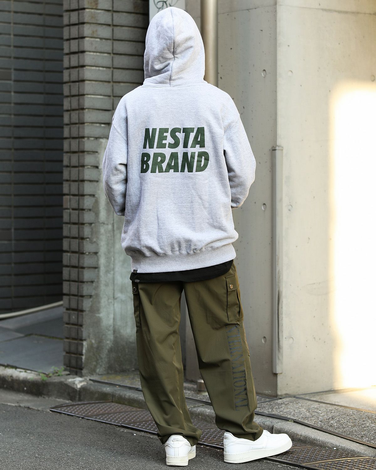 杢グレー：168cm/55kg(Lサイズ着用)