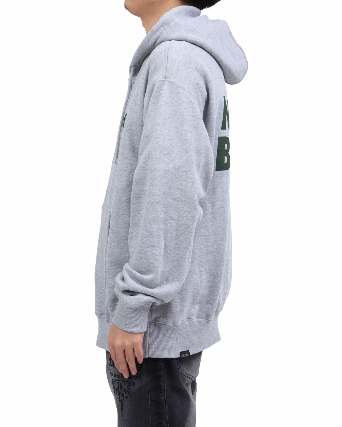 グレー：173cm63kg(Lサイズ着用)