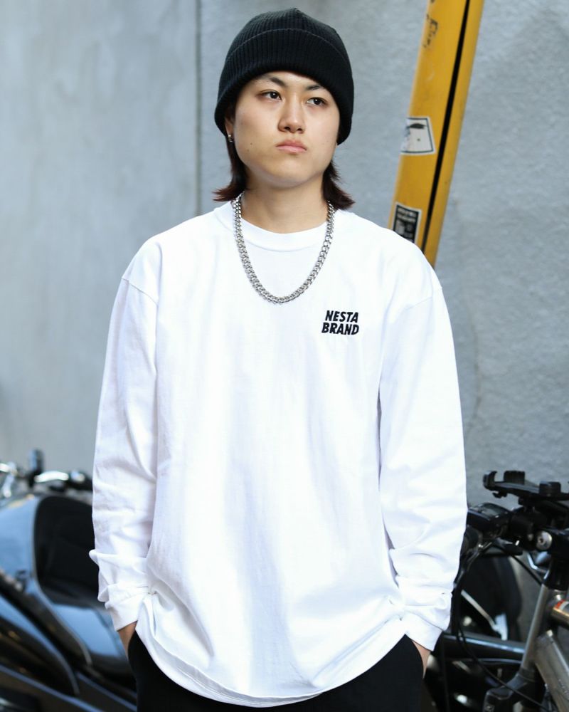 ホワイト：168cm/55kg(Lサイズ着用)