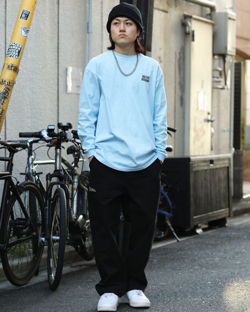 ライトブルー：168cm/55kg(Lサイズ着用)