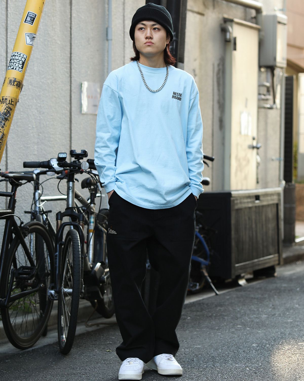 ライトブルー：168cm/55kg(Lサイズ着用)