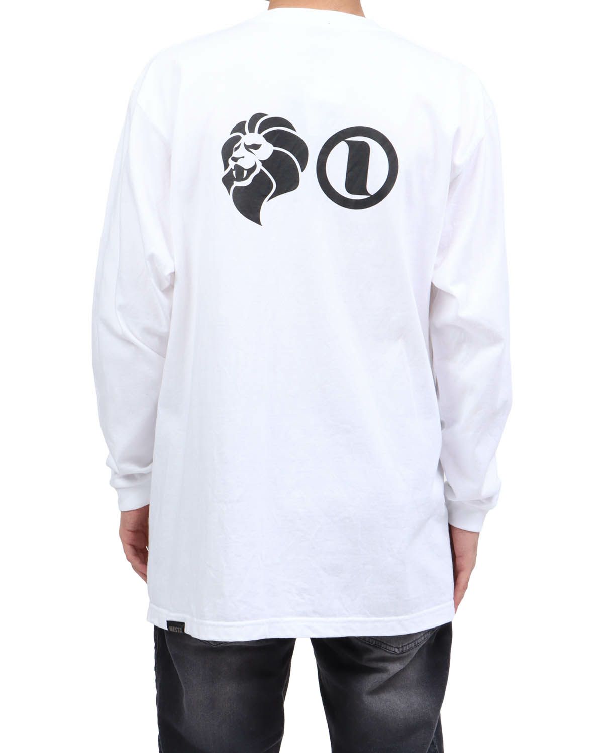 ホワイト：173cm63kg(Lサイズ着用)