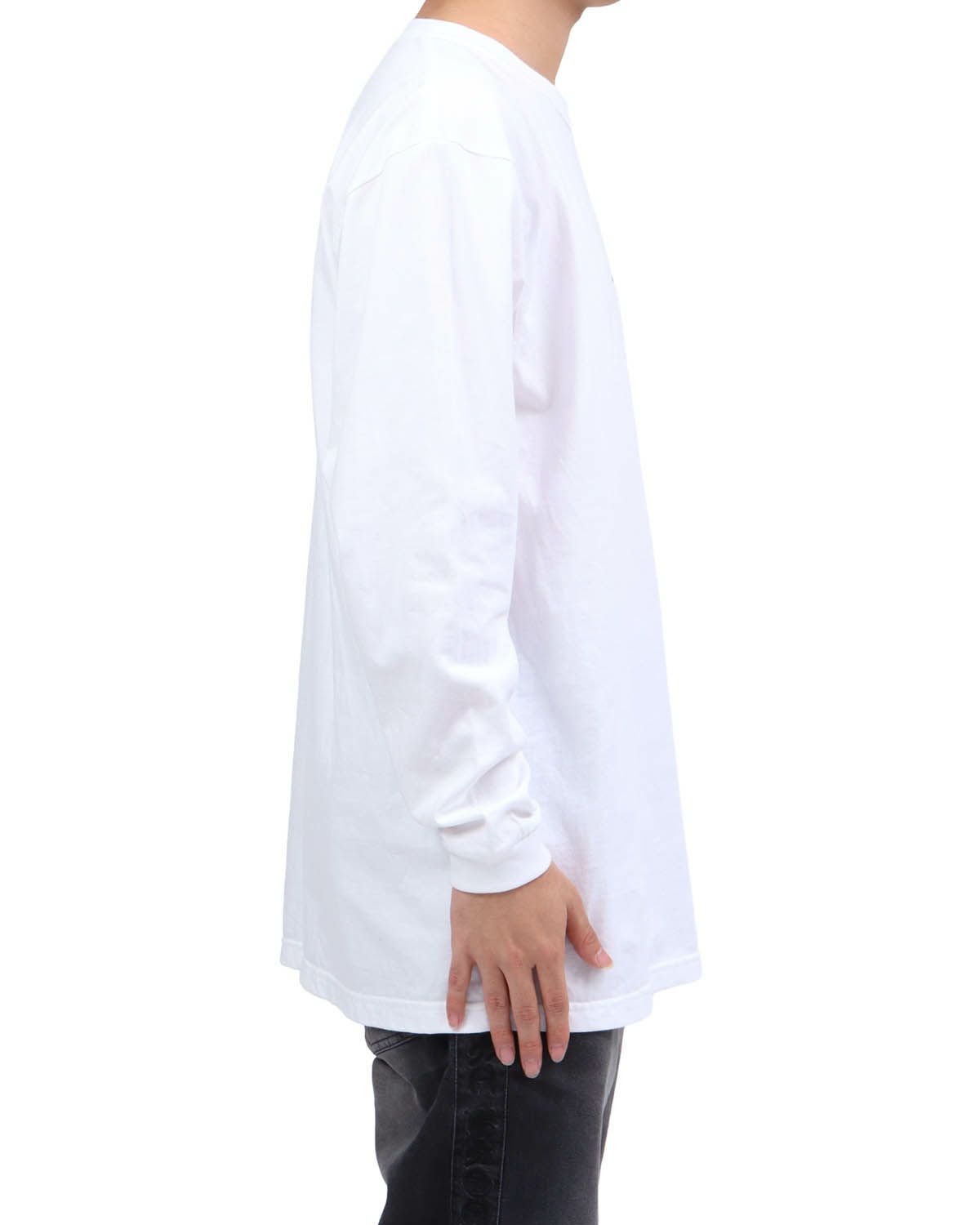 ホワイト：173cm63kg(Lサイズ着用)