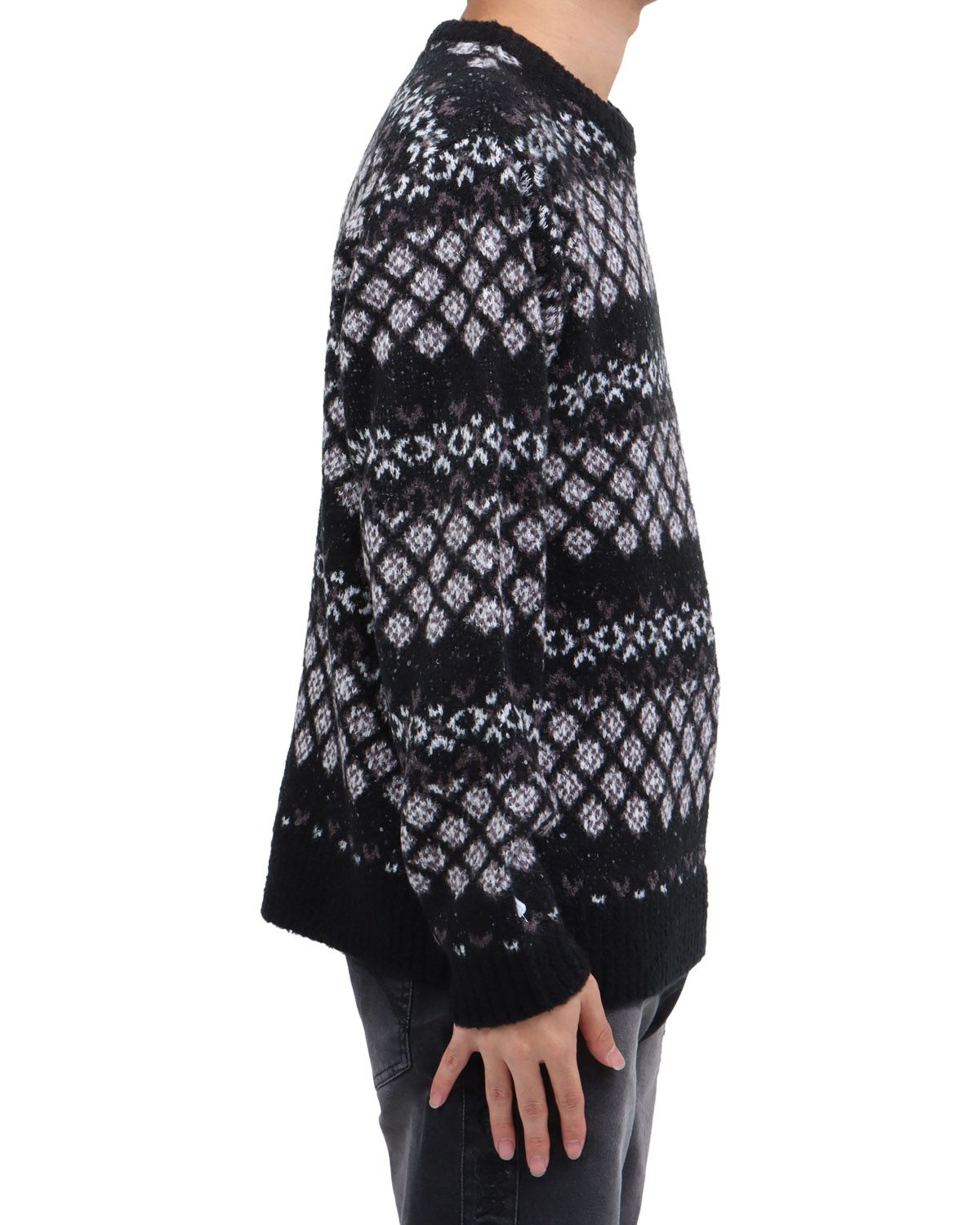 ブラック：173cm63kg(Lサイズ着用)